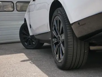 LAND ROVER RR 3.0 PHEV LWB Long Autobiography SV red garnet