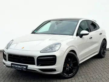 PORSCHE Cayenne Coupe Sport Chrono Paket  PANO  21.ZOLL