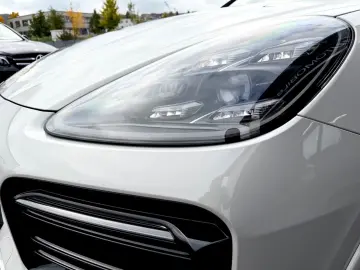 PORSCHE Cayenne Coupe Sport Chrono Paket  PANO  21.ZOLL