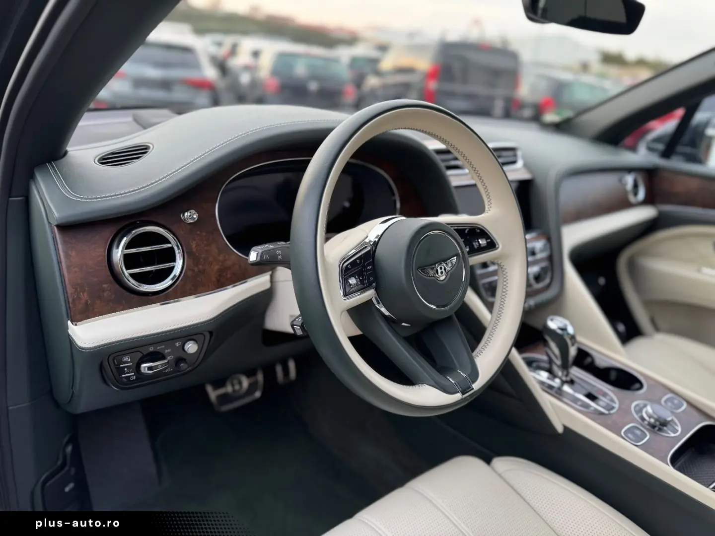 BENTLEY Bentayga V8 AZURE FIRST 1 EDITION FULL OPTION