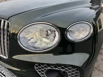 BENTLEY Bentayga V8 AZURE FIRST 1 EDITION FULL OPTION