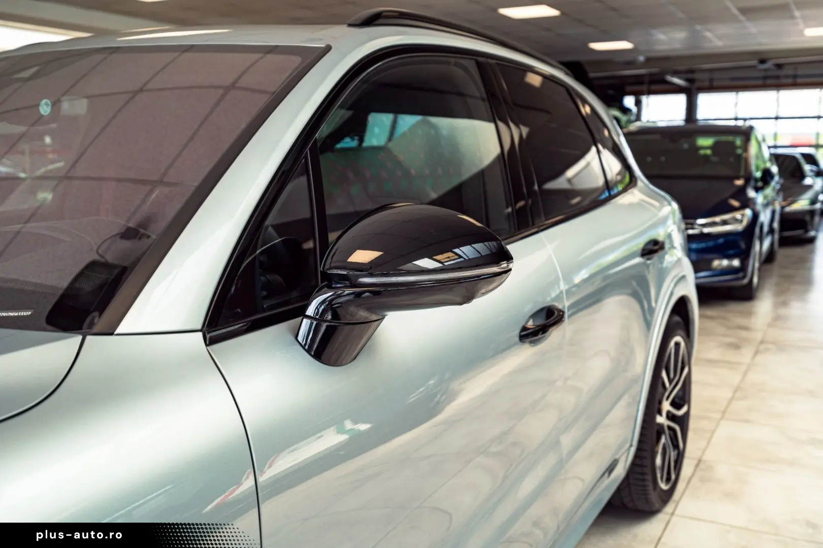 PORSCHE Cayenne GTS HAL Sportdesign Carbon 360  Inno HUD