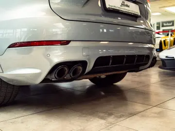 PORSCHE Cayenne GTS HAL Sportdesign Carbon 360  Inno HUD