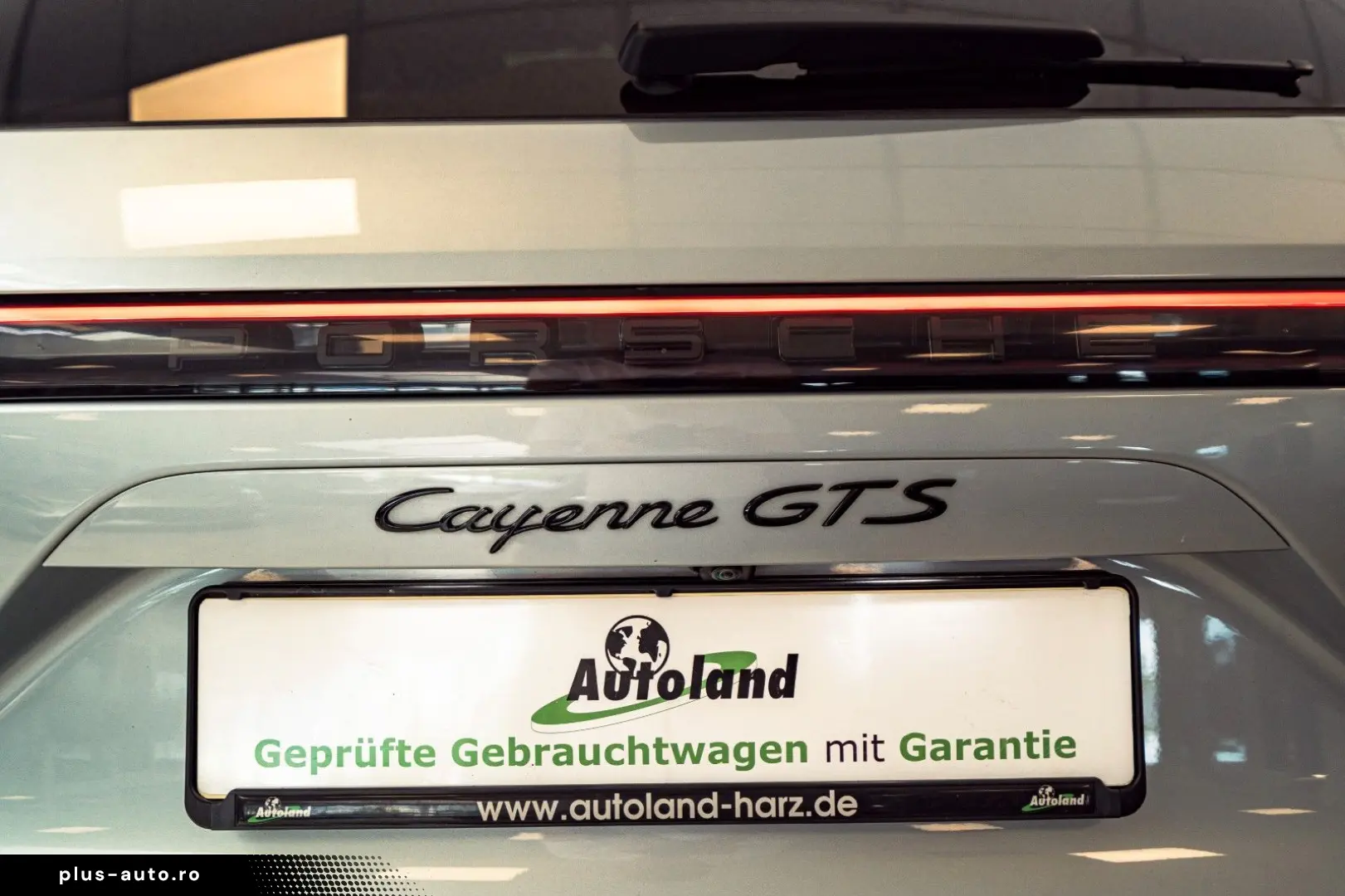 PORSCHE Cayenne GTS HAL Sportdesign Carbon 360  Inno HUD