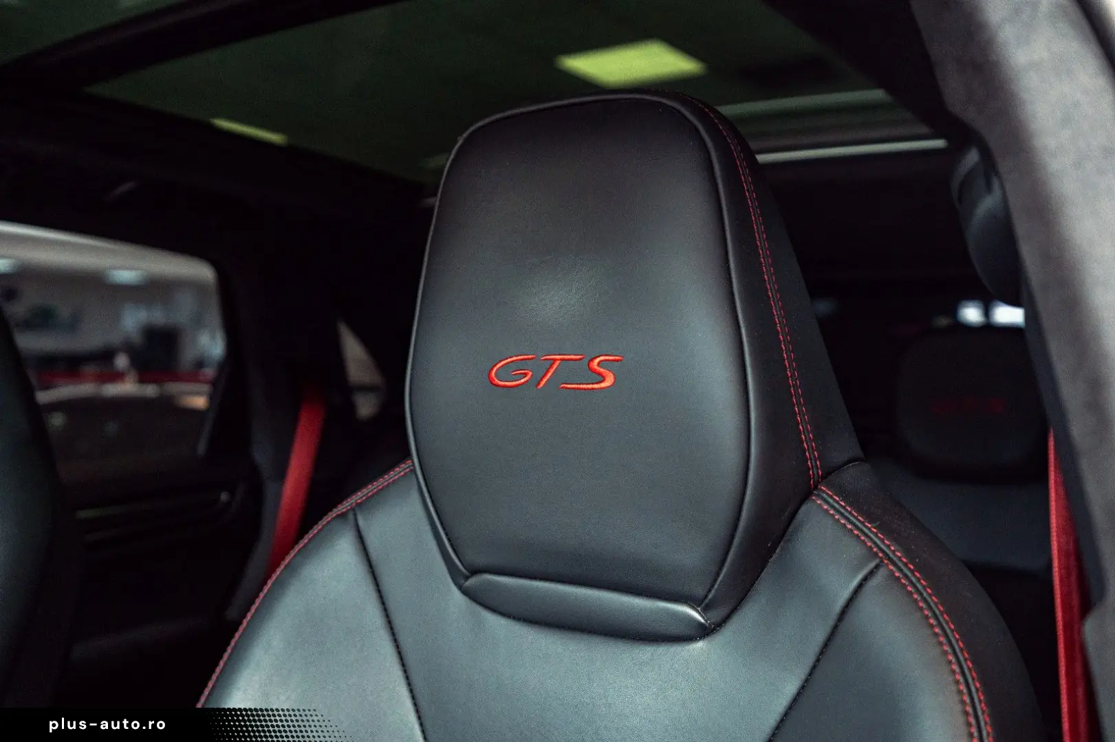 PORSCHE Cayenne GTS HAL Sportdesign Carbon 360  Inno HUD