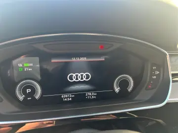AUDI A8 60 TFSI e quattro