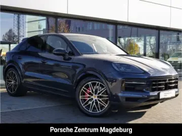 PORSCHE Cayenne S Coupe PASM AZV BOSE ACC PANO HEAD-UP