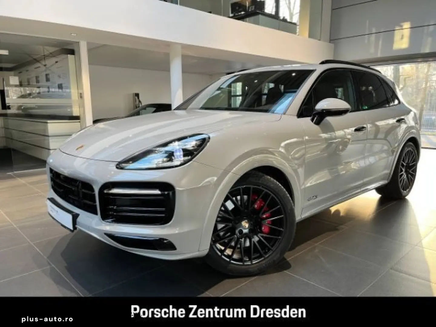 PORSCHE Cayenne GTS Pano SportDesi. Matrix BOSE HomeLink