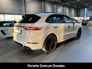 PORSCHE Cayenne GTS Pano SportDesi. Matrix BOSE HomeLink
