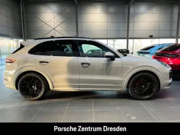 PORSCHE Cayenne GTS Pano SportDesi. Matrix BOSE HomeLink