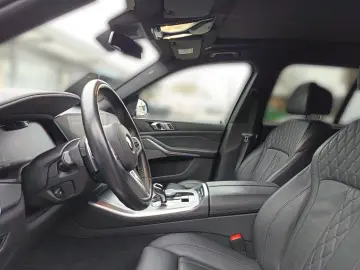 BMW X5 xDrive30d M SPORTPAKET 21 ALU PANORAMA HEAD U