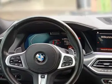 BMW X5 xDrive30d M SPORTPAKET 21 ALU PANORAMA HEAD U