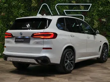 BMW X5 45e xDRIVE H K AIR 51.570€ NETTO