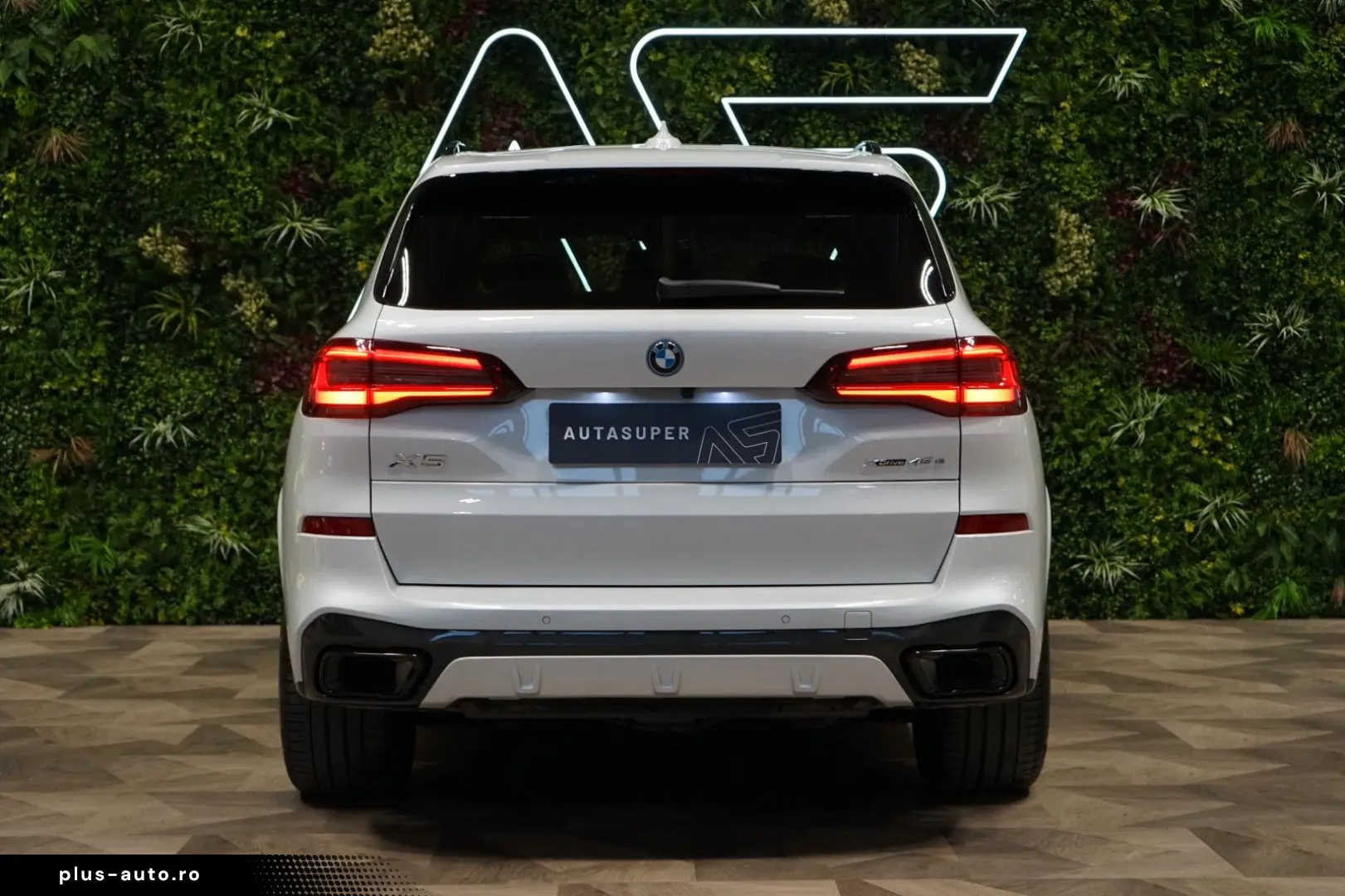 BMW X5 45e xDRIVE H K AIR 51.570€ NETTO