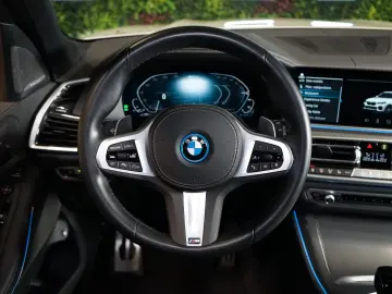 BMW X5 45e xDRIVE H K AIR 51.570€ NETTO