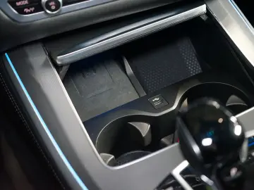 BMW X5 45e xDRIVE H K AIR 51.570€ NETTO