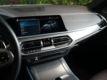 BMW X5 45e xDRIVE H K AIR 51.570€ NETTO