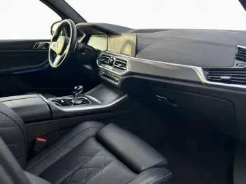 BMW X5 xDrive30d  M Sport  LiCoPro AHK PA Keyless