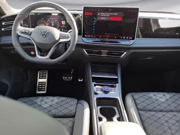 VW Tiguan 2.0 TDI SCR 4MOTION DSG R-Line  AHK MASSA