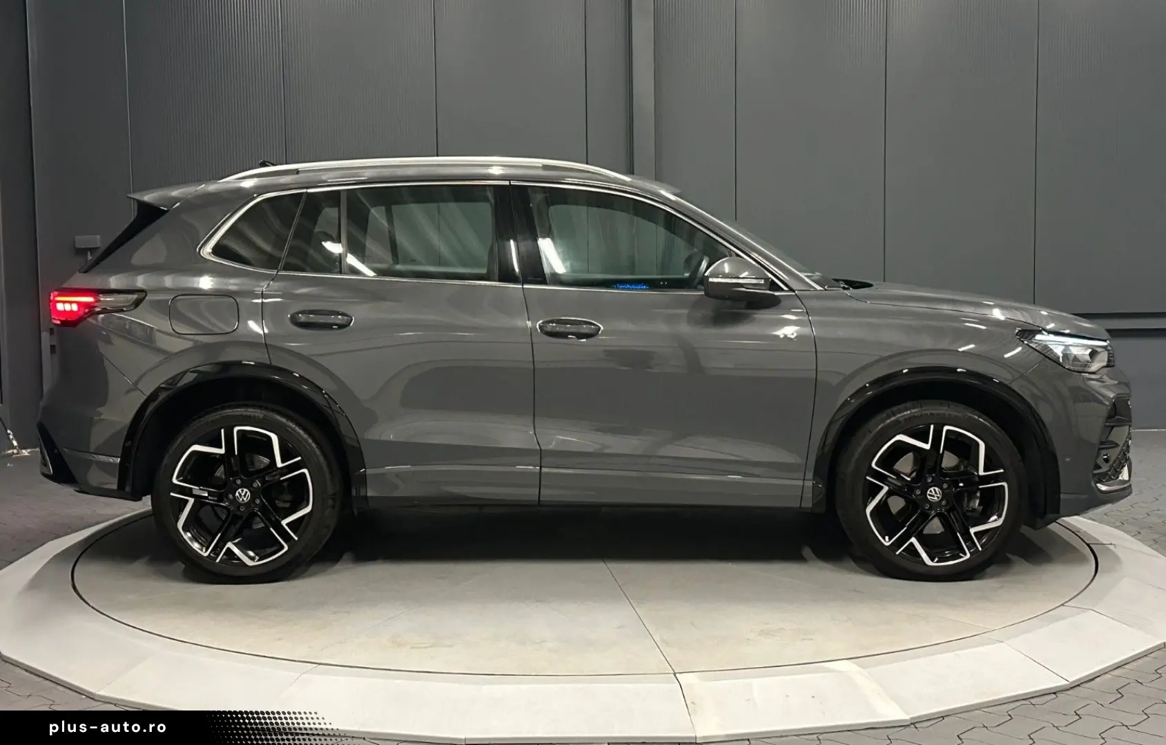 VW Tiguan 2.0 TDI 142 kW 4Motion R-Line 20Zoll HUD