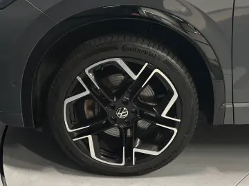 VW Tiguan 2.0 TDI 142 kW 4Motion R-Line 20Zoll HUD