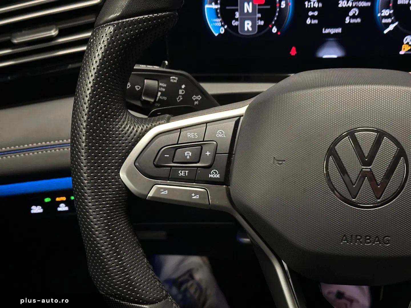 VW Tiguan 2.0 TDI 142 kW 4Motion R-Line 20Zoll HUD