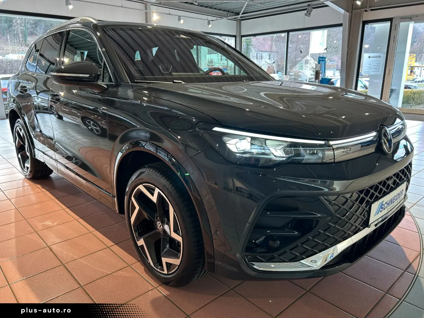 VW Tiguan R-Line 2.0 TDI 4MO STANDHEIZ AHK IQ MATRI