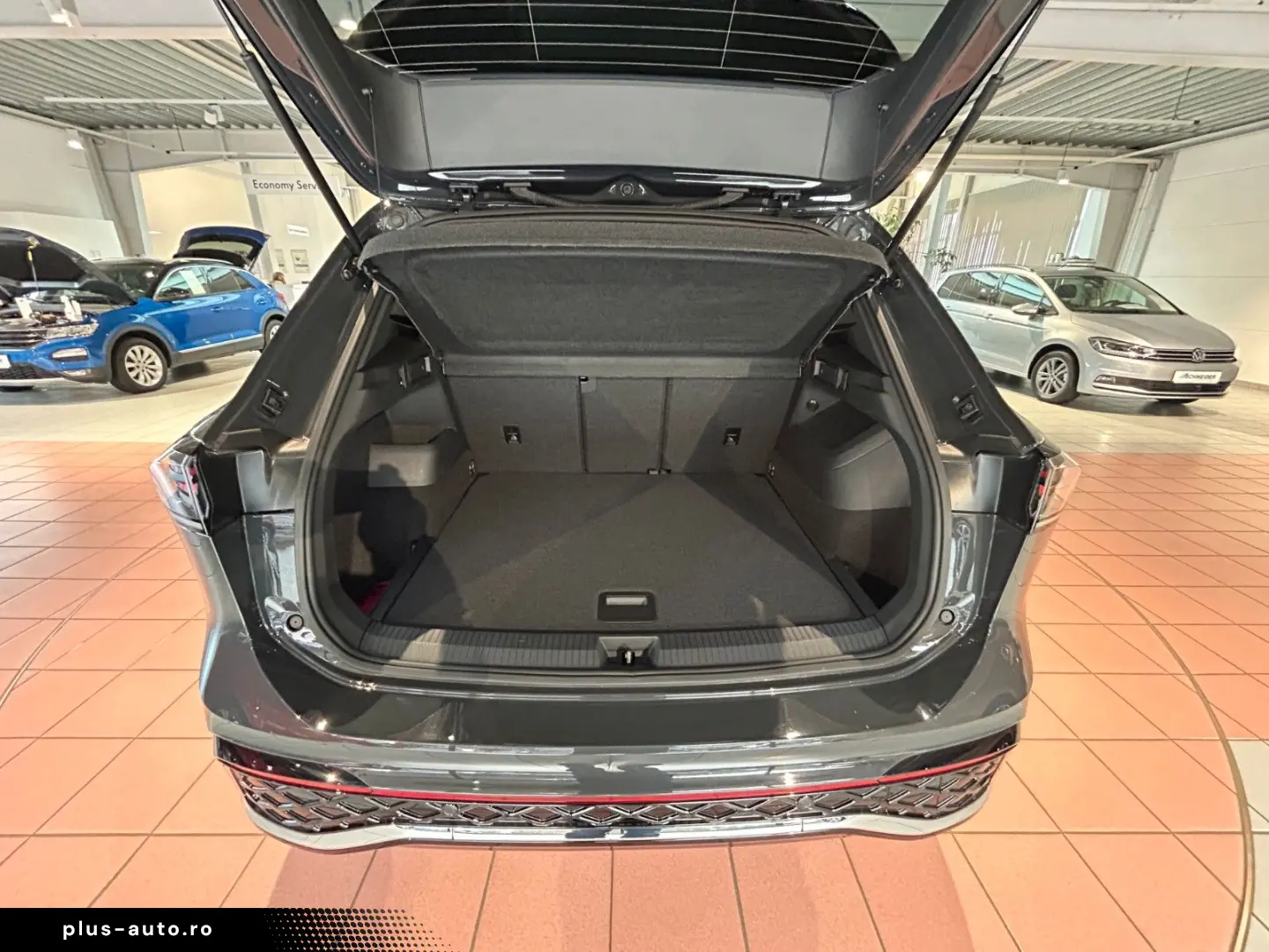 VW Tiguan R-Line 2.0 TDI 4MO STANDHEIZ AHK IQ MATRI