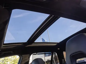 BMW X5 M60i AHK Panorama Navi LED RFK Leder e-Sitze