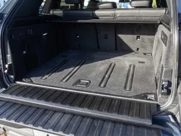 BMW X5 M60i AHK Panorama Navi LED RFK Leder e-Sitze