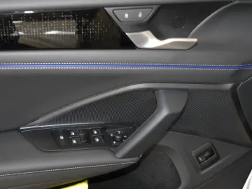 VW Tiguan R-Line Black Style 4Motion TDI DSG AHK