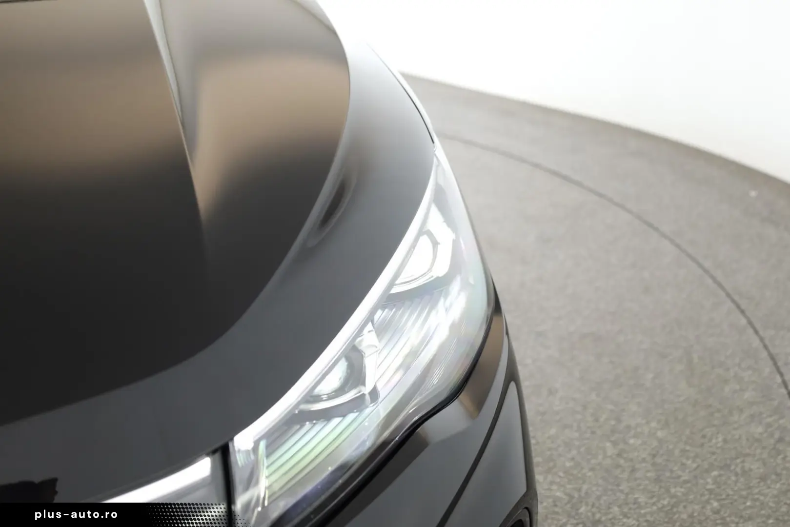 VW Tiguan 2.0 TSI DSG 4M R-Line IQ Pano Nav Key 360