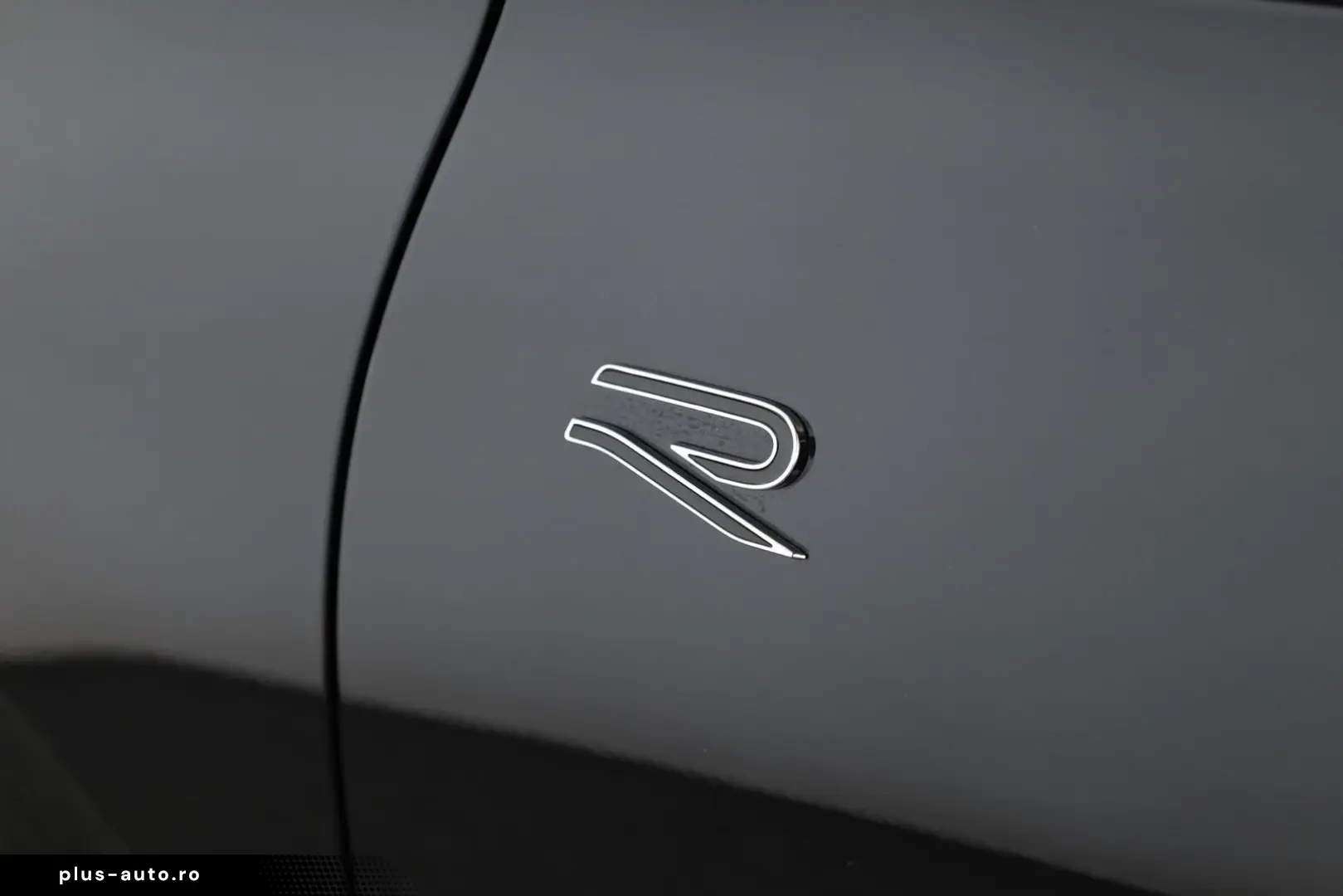 VW Tiguan 2.0 TSI DSG 4M R-Line IQ Pano Nav Key 360