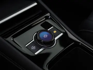 VW Tiguan 2.0 TSI DSG 4M R-Line IQ Pano Nav Key 360