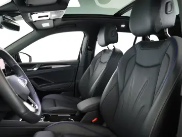 VW Tiguan 2.0 TSI DSG 4M R-Line IQ Pano Nav Key 360