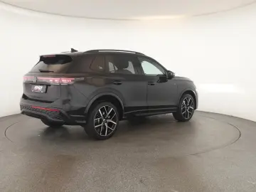 VW Tiguan 2.0 TSI DSG 4M R-Line IQ Pano Nav Key 360