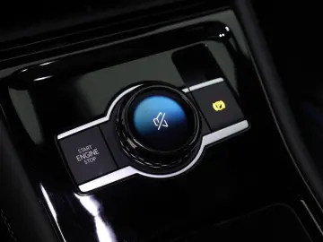 VW Tiguan 2.0 TSI DSG 4M R-Line IQ Pano Nav Key 360