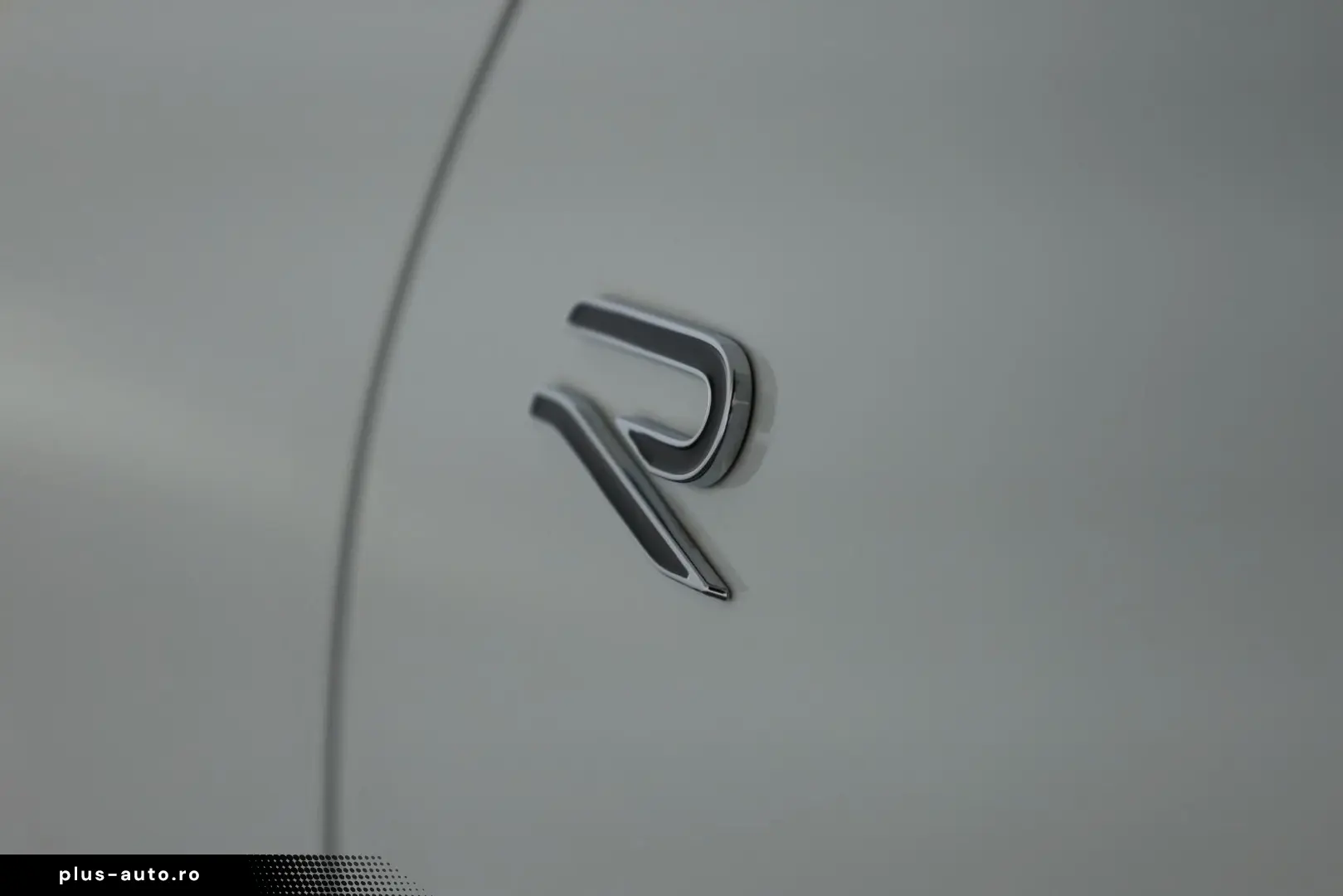 VW Tiguan 2.0 TSI DSG 4M R-Line IQ Pano Nav Key 360