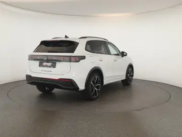 VW Tiguan 2.0 TSI DSG 4M R-Line IQ Pano Nav Key 360