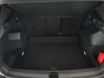 VW Tiguan 2.0 TSI DSG 4M R-Line IQ Pano Nav Key 360