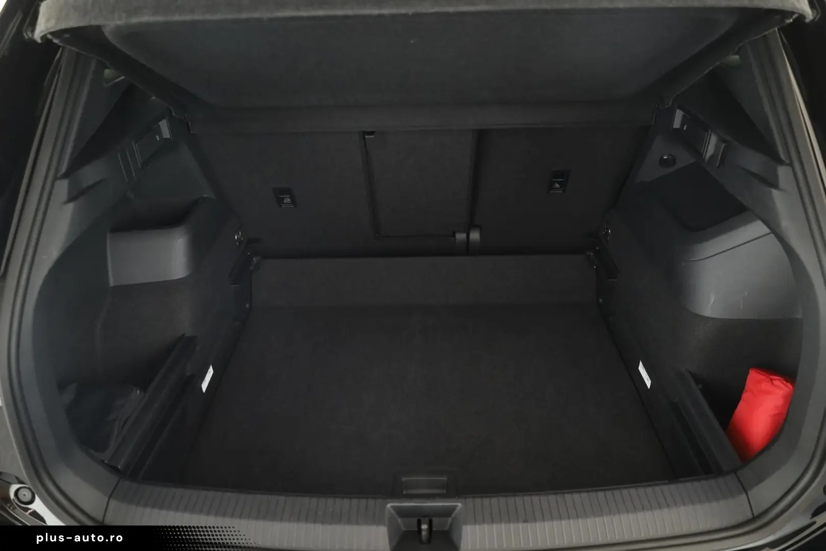 VW Tiguan 2.0 TSI DSG 4M R-Line IQ Pano Nav Key 360