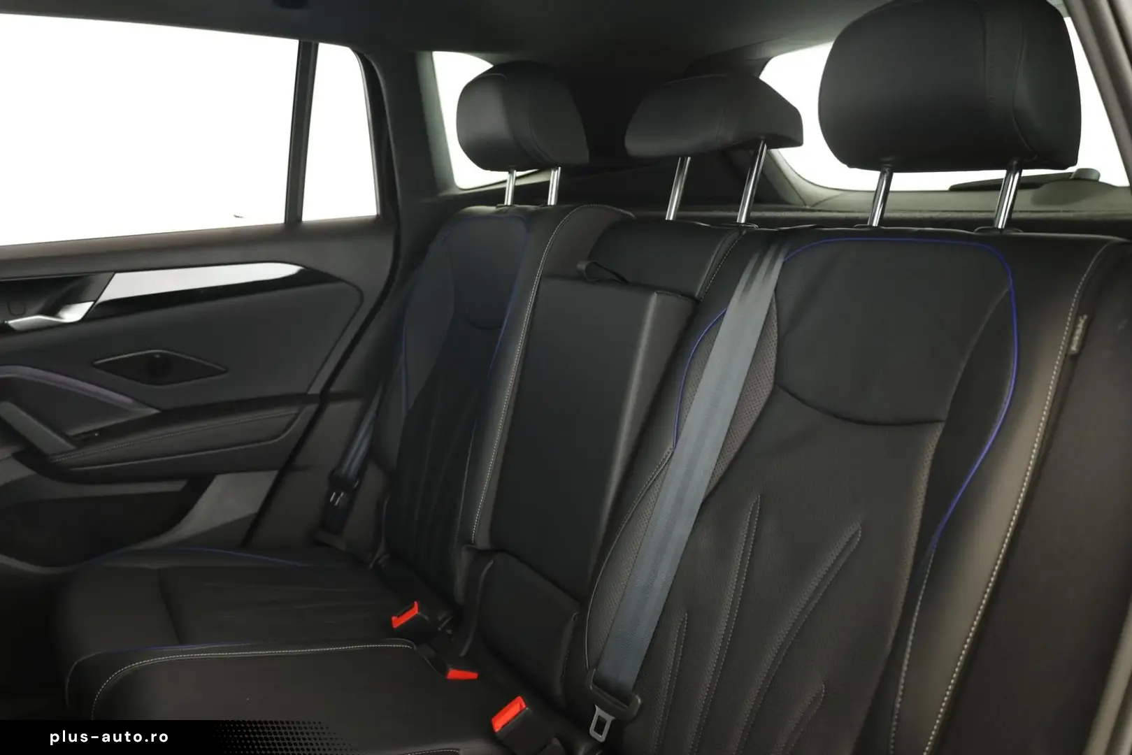 VW Tiguan 2.0 TSI DSG 4M R-Line IQ Pano Nav Key 360