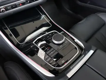 BMW X5 M60i xDrive MProf Assistant Innovation Travel