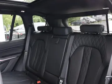 BMW X5 M60i xDrive MProf Assistant Innovation Travel