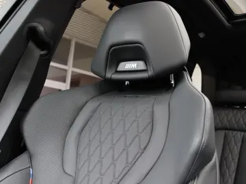 BMW X5 M60i xDrive MProf Assistant Innovation Travel