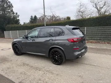 BMW X5 xDrive 30 d M Sport Laser 22  Pano M-Kontursi