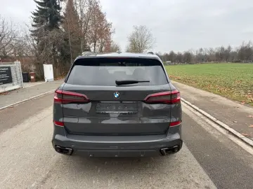 BMW X5 xDrive 30 d M Sport Laser 22  Pano M-Kontursi