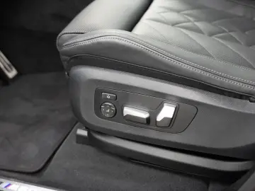 BMW X5 60i FACEL. PANO LED SPORTABGASANLAGE NAVI