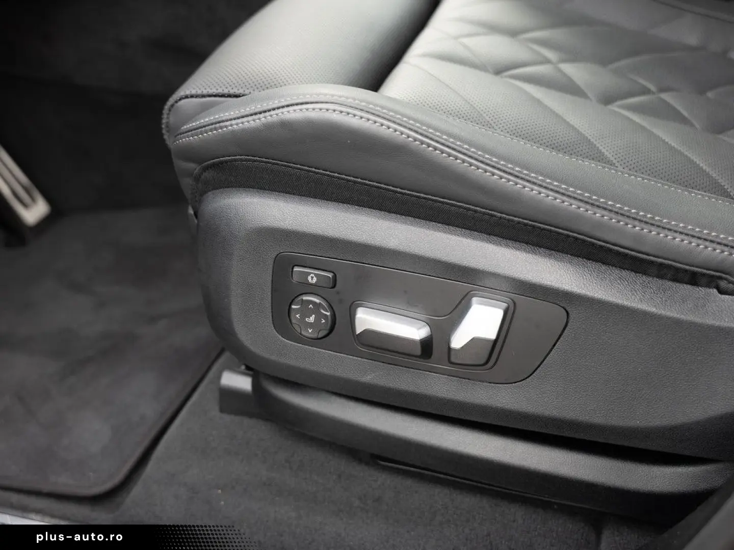 BMW X5 60i FACEL. PANO LED SPORTABGASANLAGE NAVI