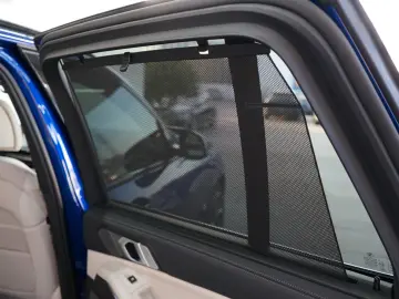 BMW X5 M60 i xDrive EXCLUSIV STHZ AHK PANO ACC MEGA!